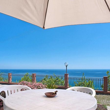 Le Terrazze Appartamenti Vacanze سانريمو المظهر الخارجي الصورة