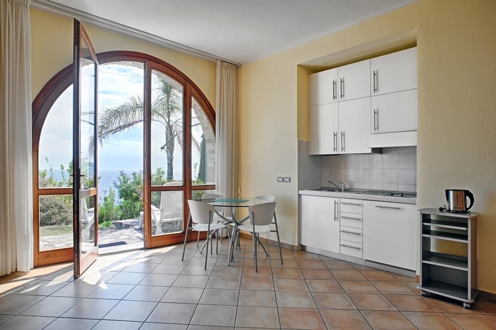 Le Terrazze Appartamenti Vacanze سانريمو المظهر الخارجي الصورة