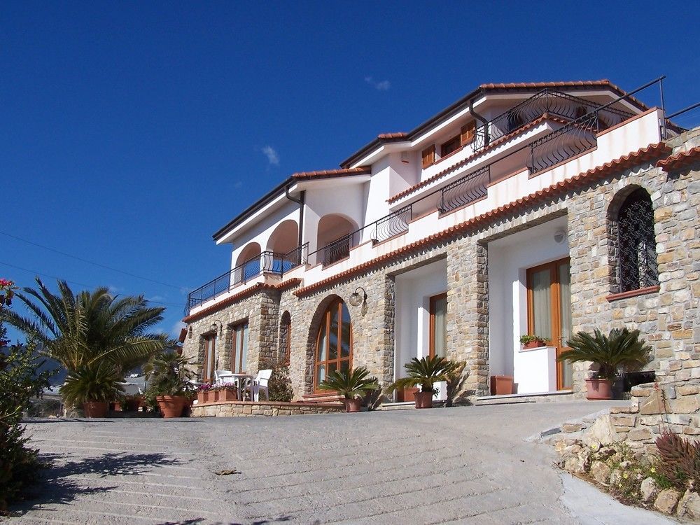 Le Terrazze Appartamenti Vacanze سانريمو المظهر الخارجي الصورة